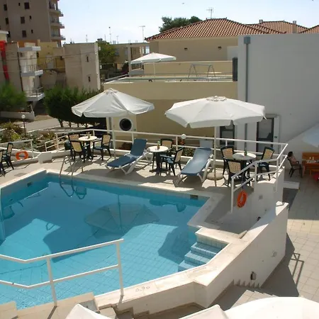 Blue Sky Aparthotel 3*