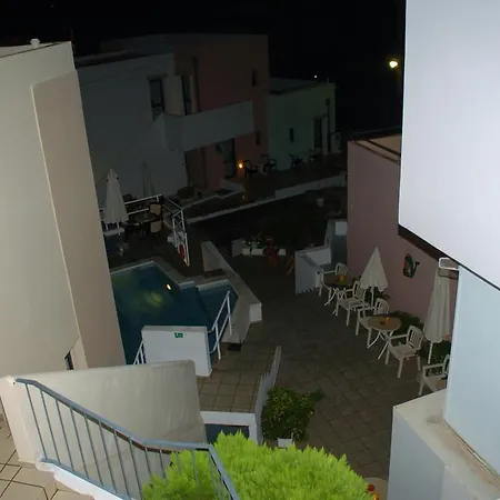 Blue Sky Апарт-отель Толон